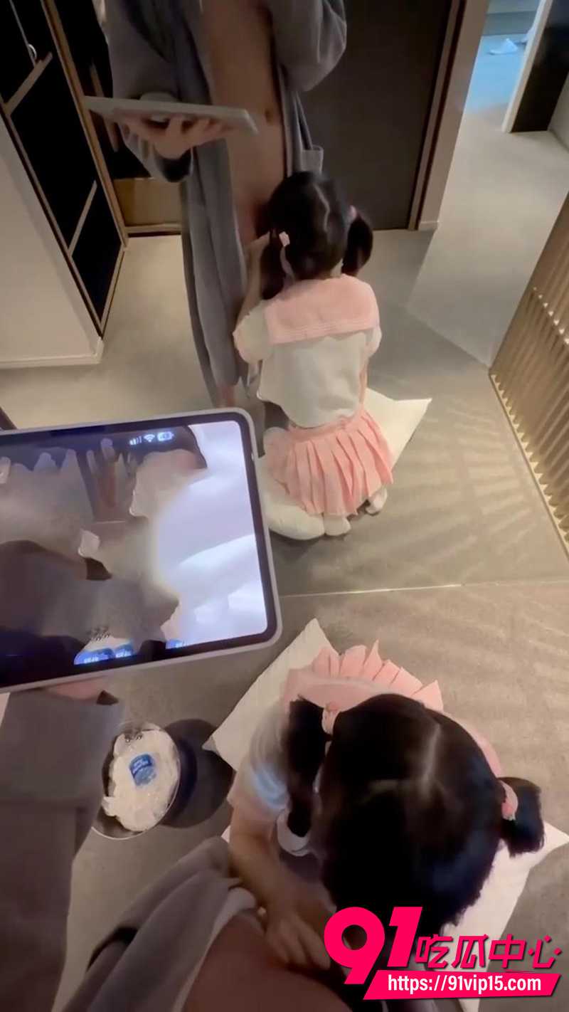 专约萝莉大神小远ovo 第十二弹约炮纯欲系少女 大屌强势攻势下彻底开发浪性!