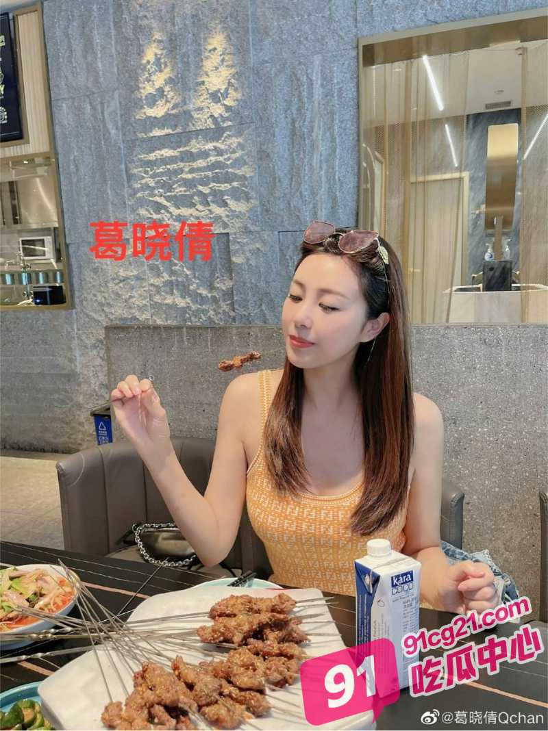 9_W_800px.jpg