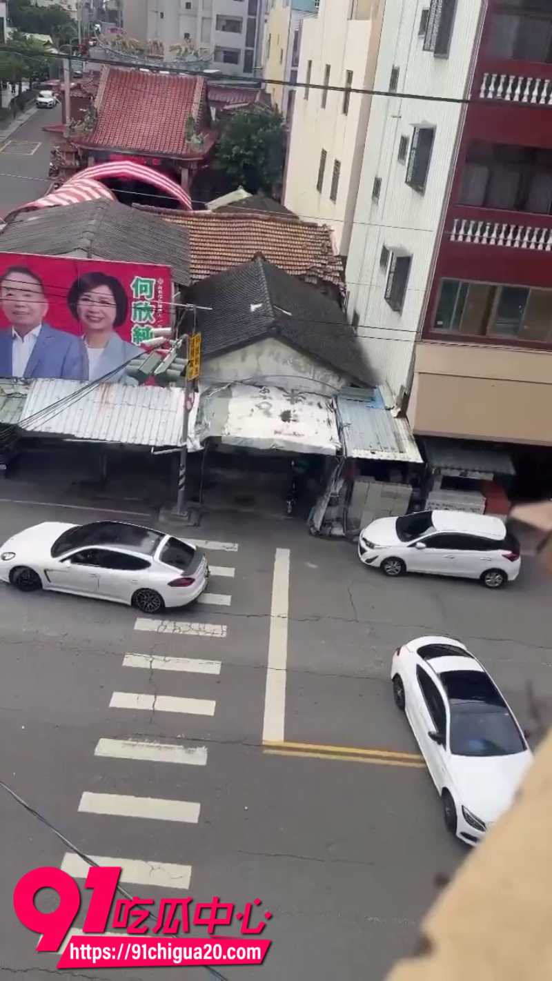 台湾司机路怒症马路上当场互殴3