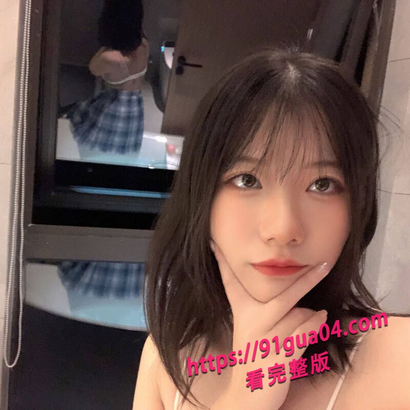 公公偷袭熟睡的儿媳05