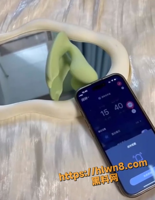 女生专用穿戴式闹钟 再也不用担心赖床迟到了 被撑满一整晚 早晨性福地醒来！