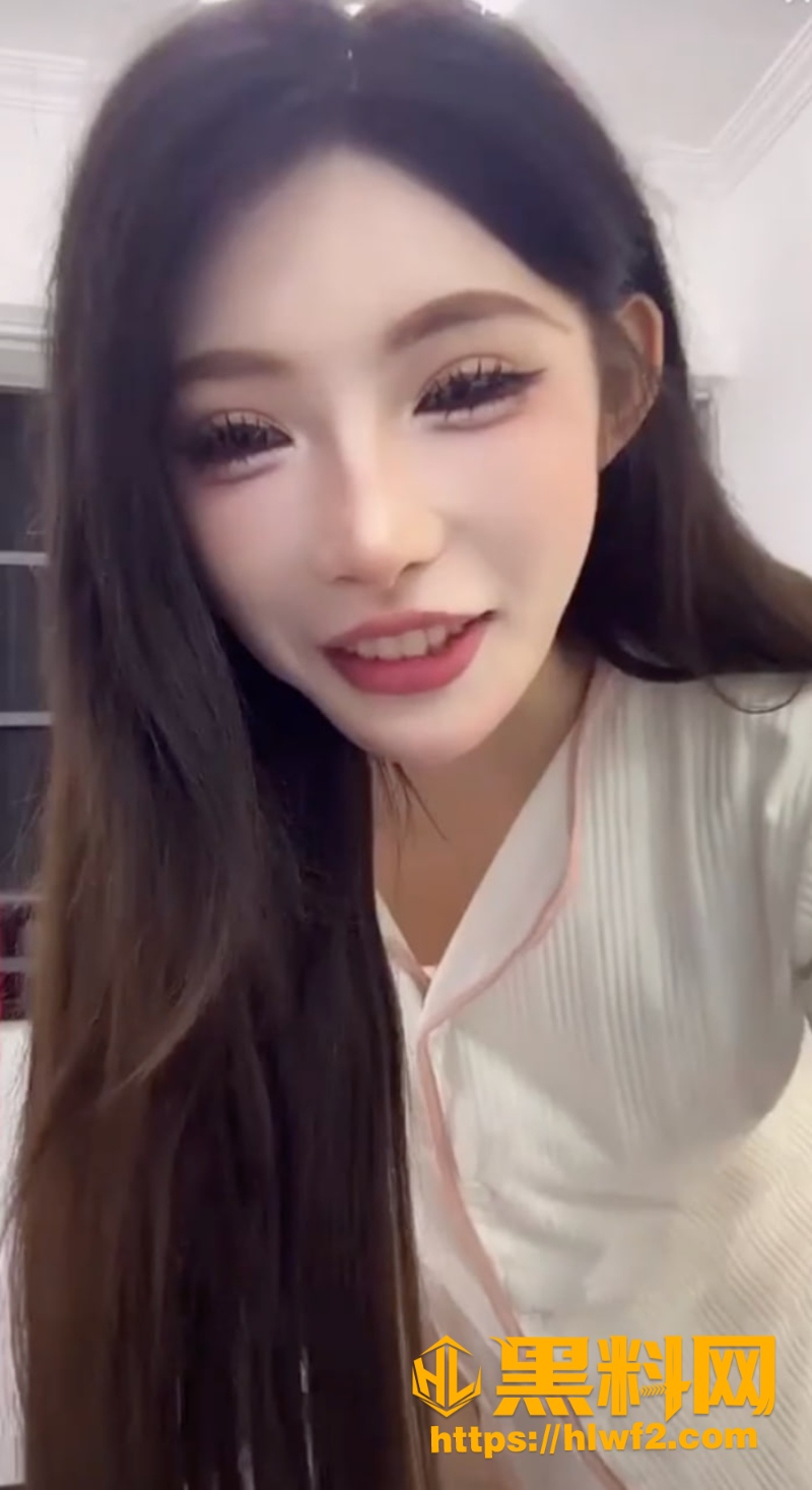 用户求瓜 抖音各类极品女主播 直播闪现漏点走光合集 让您一次看爽