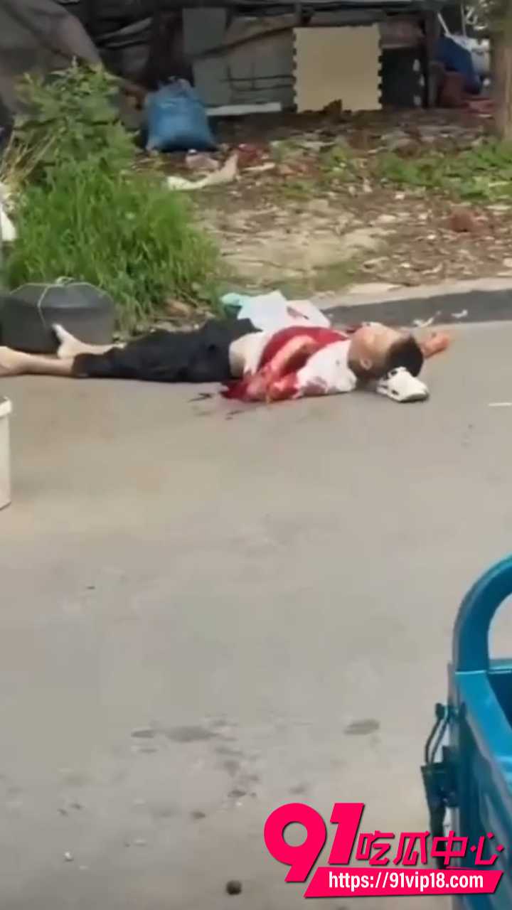 男子搞别人老婆被杀 7