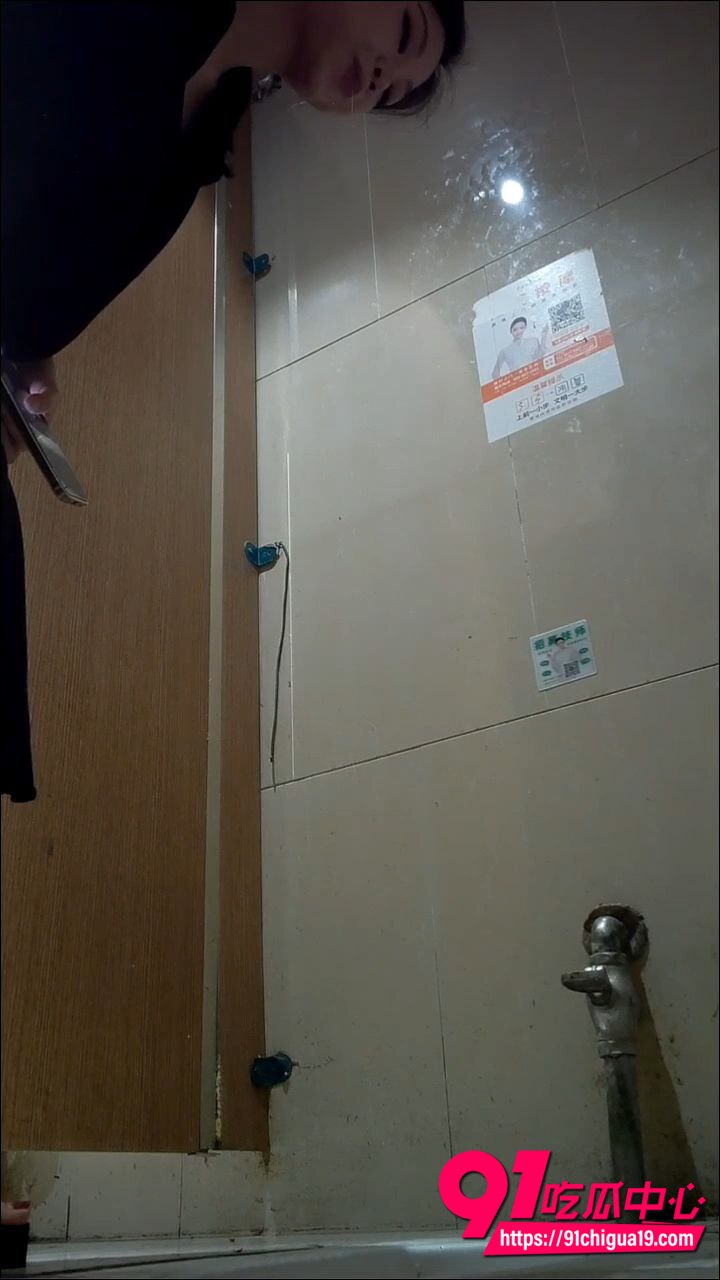 大神酒店厕所偷拍合集3 大神酒店厕所偷拍合集3