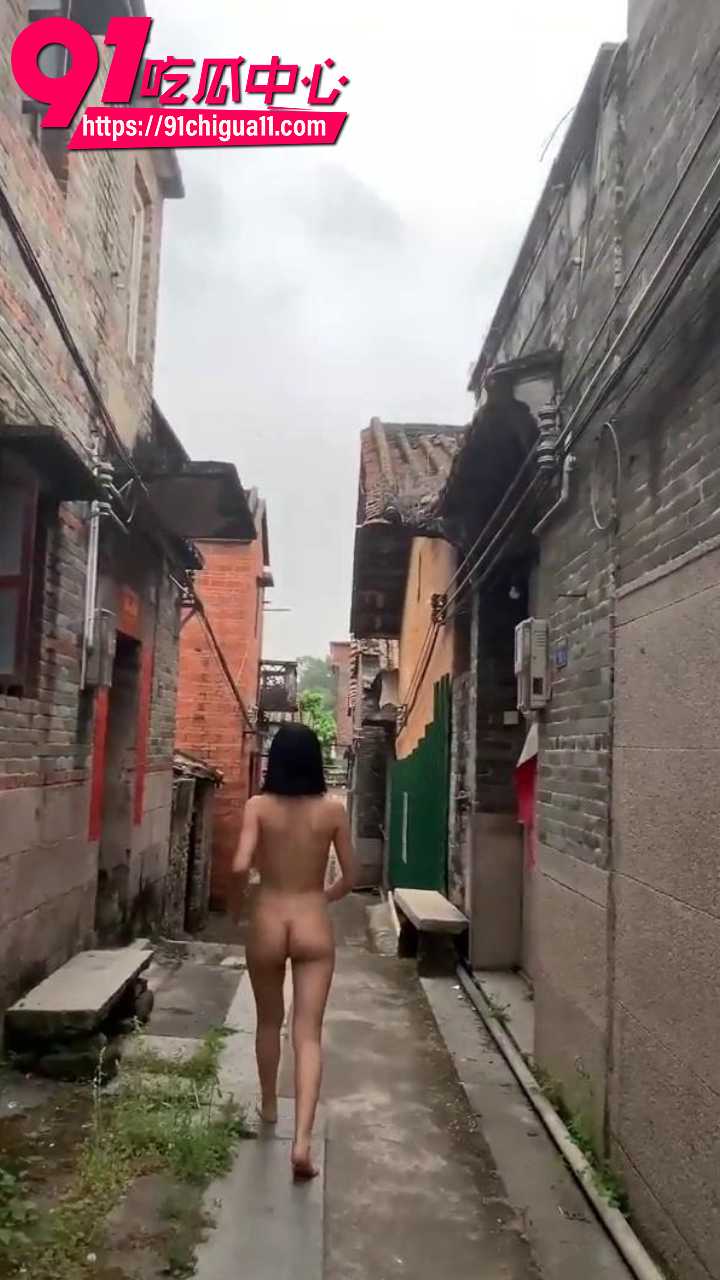 黑发网红全裸狂秀豪乳翘臀5 黑发网红全裸狂秀豪乳翘臀5