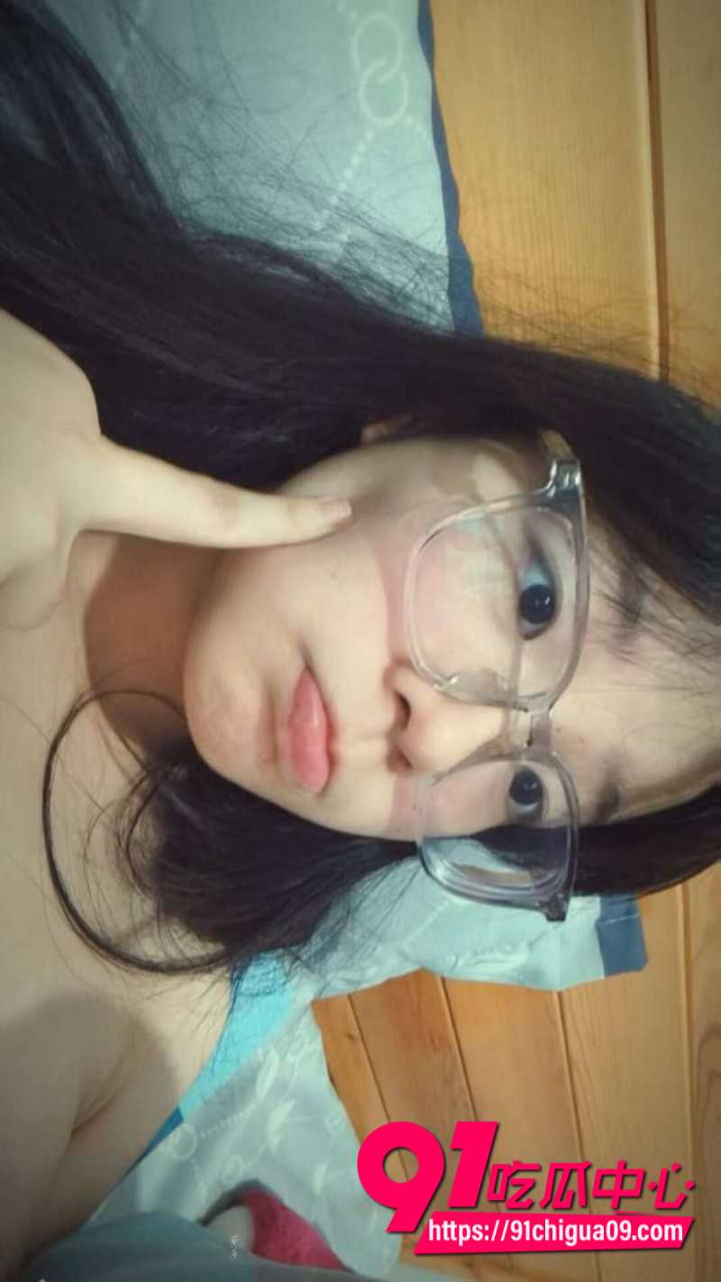 眼镜妹莹莹6