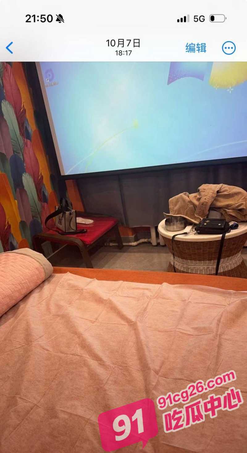 21_W_800px.jpg