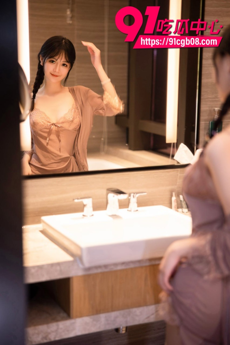 秀人当红女神谢小蒽浴缸夹啤酒6 秀人当红女神谢小蒽浴缸夹啤酒6