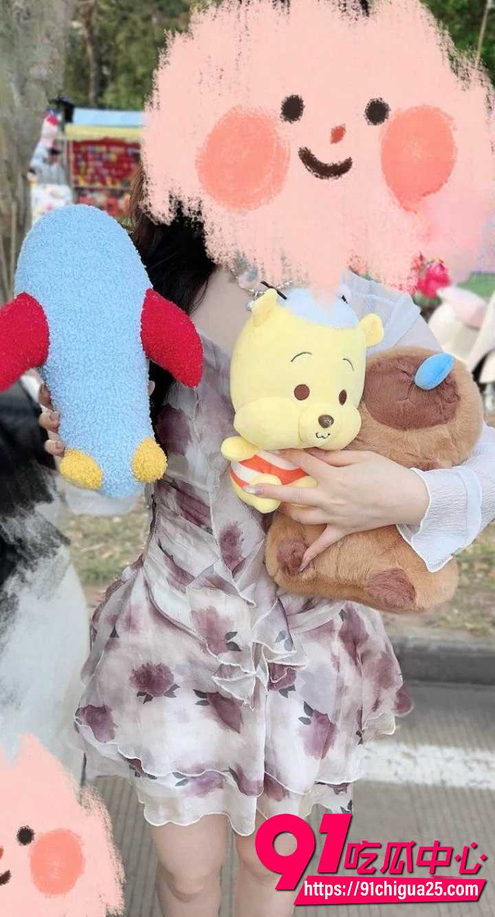 兄妹俩白天游乐场套圈放松晚上开房无套内射2 兄妹俩白天游乐场套圈放松晚上开房无套内射2