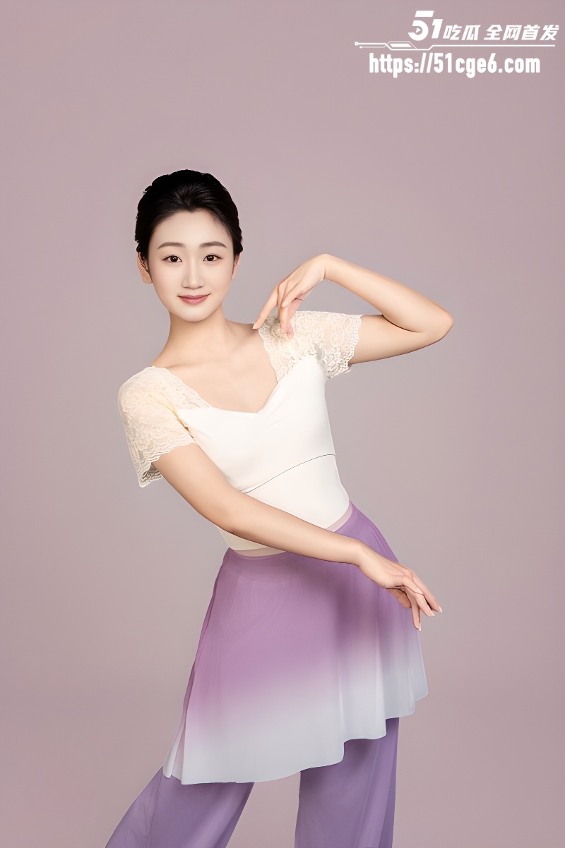 极品舞蹈老师 穿着汉服与金主无套做爱 2