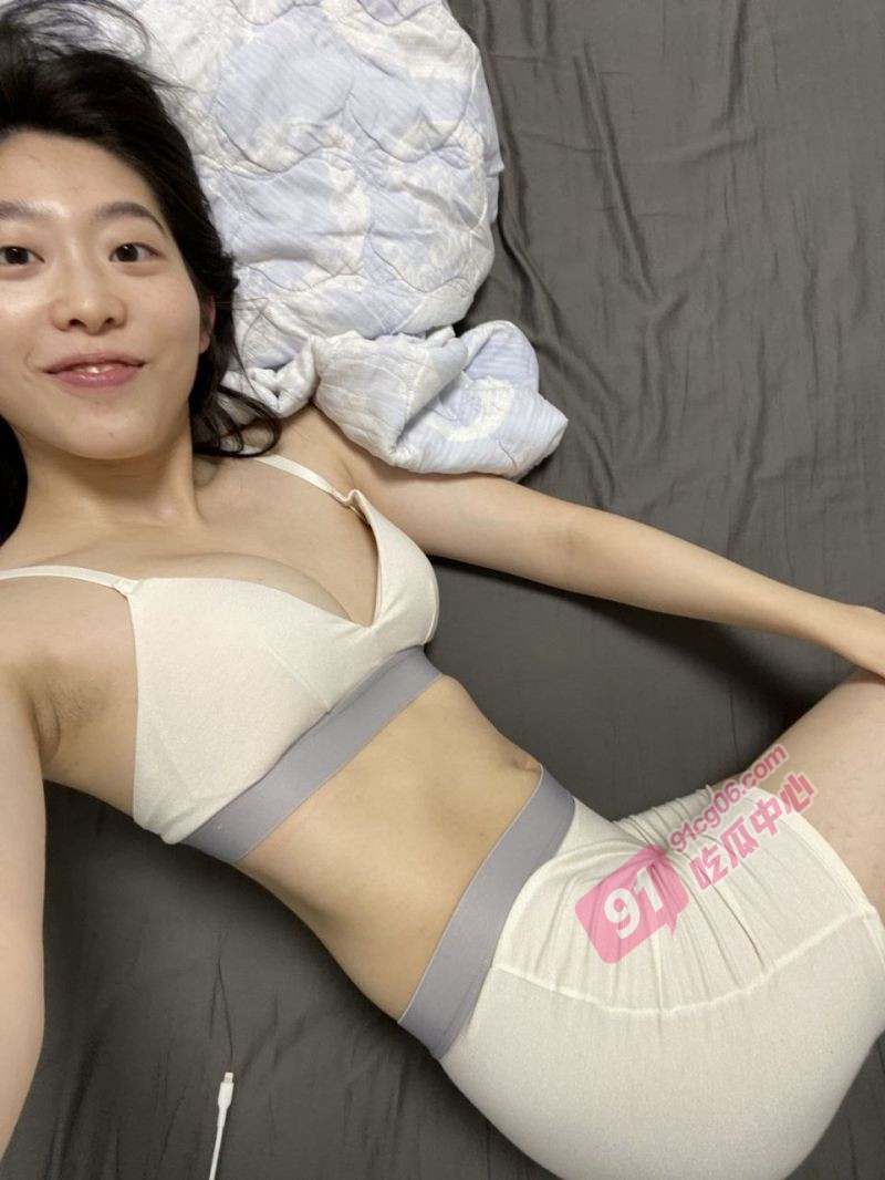 抖音风剧情之女友调教日记~留学生女友从清纯崩坏成“母猪”的全记录!