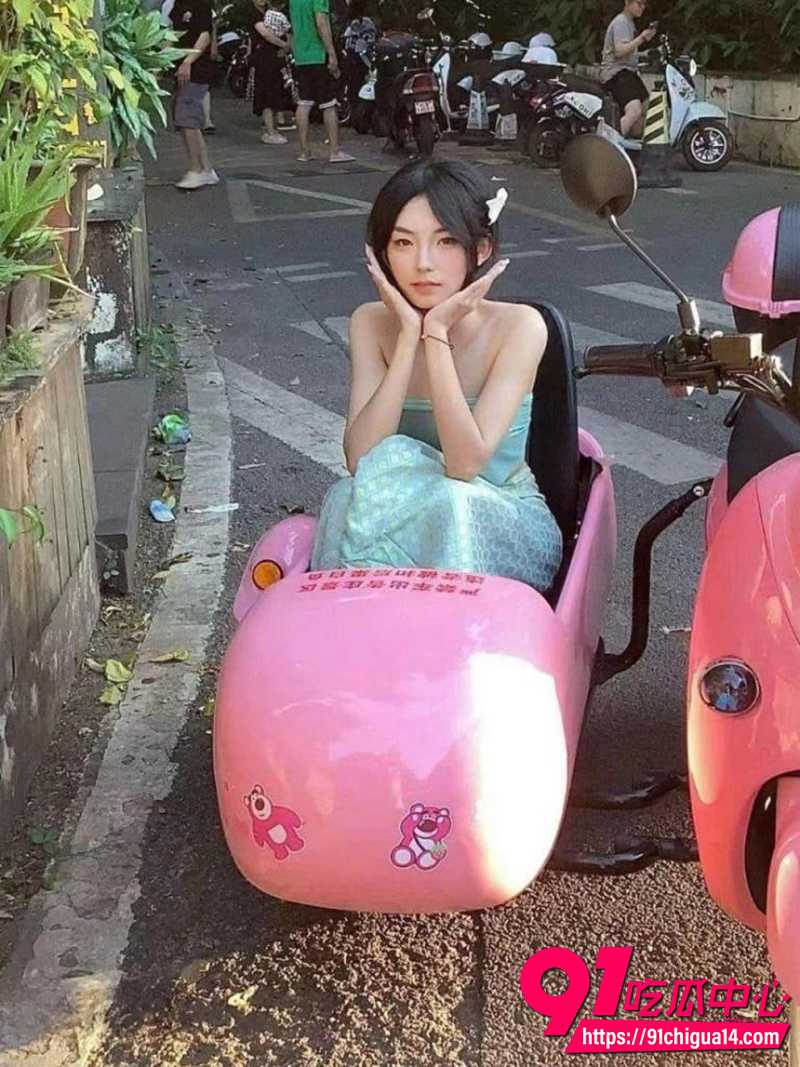 沧州师范学院吕嘉慧 被金主爸爸包养 浪骚做爱视频曝光!