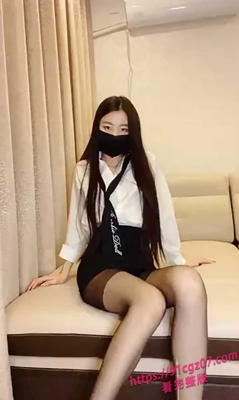 122 122