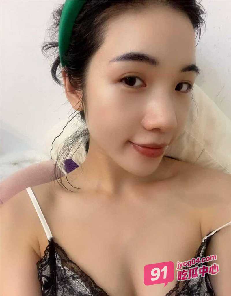 包养实录曝光！贵州布依族潘祺涵深喉口爆榨精尺度惊人 配图2
