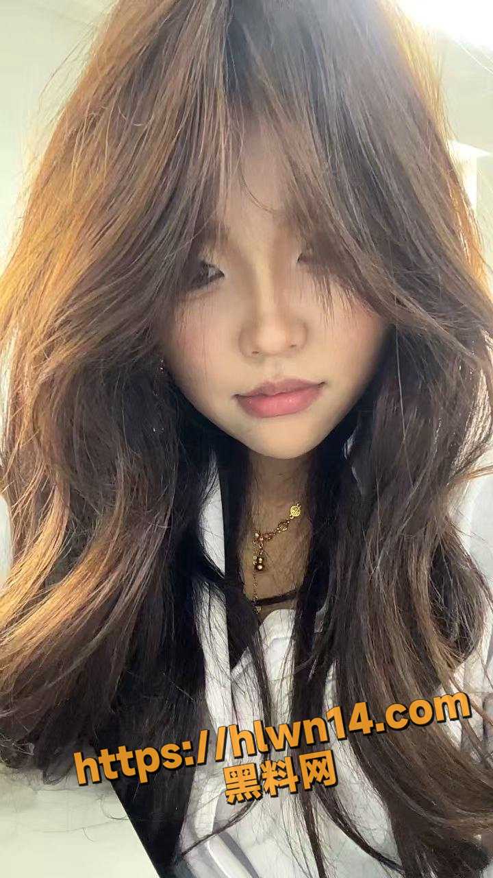独家曝光 湖北师范大学大瓜学生妹 李佳莹 与网友酒后大玩 捆绑 SM 调教 无套内射 视频流出！