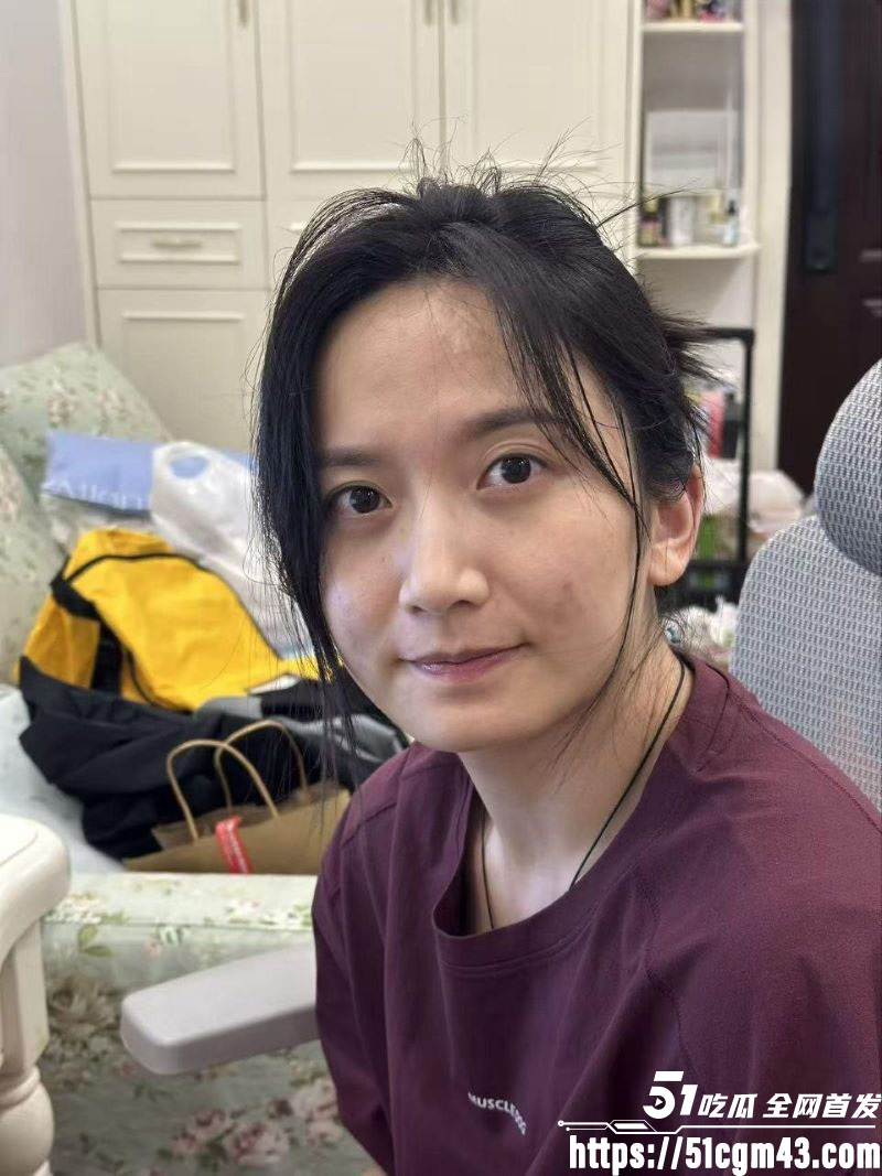 海角乱伦大神武汉骚逼喵咪老师 1