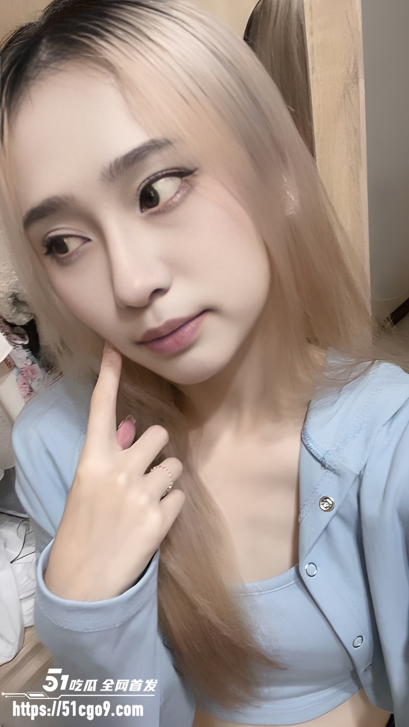 小红书金发御姐 1