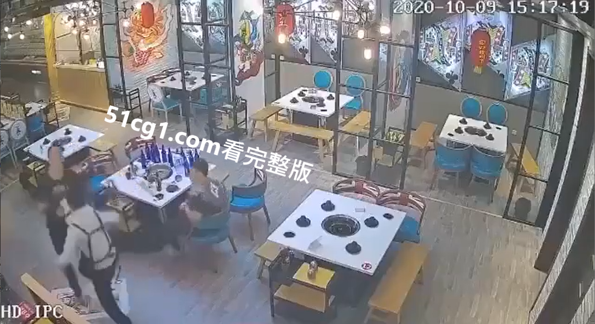 #功夫 1女 #绝杀 2男 性骚扰,谁说 #女人 不能自卫?#打男人