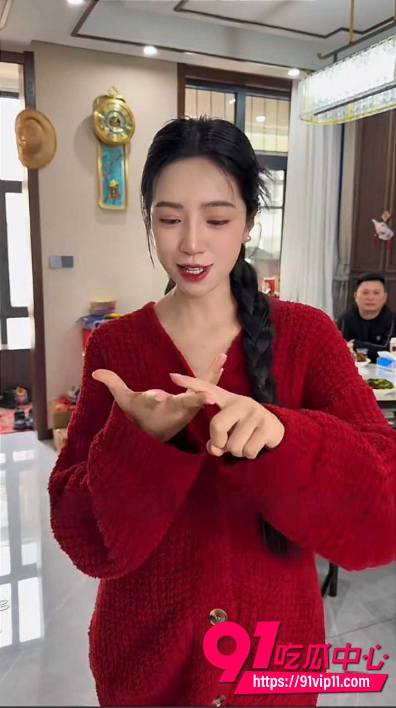 抖音2000万粉女网红麦小登人设坍塌与品牌方出轨偷情聊天转账记录全被爆出5