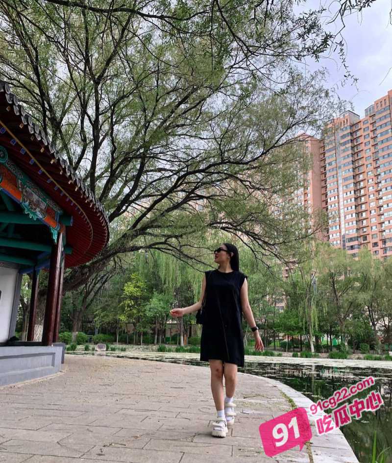 呼和浩特丫丫养生馆老板娘白二丫 一边口交一边回复老公出轨的感觉真爽！ 配图6