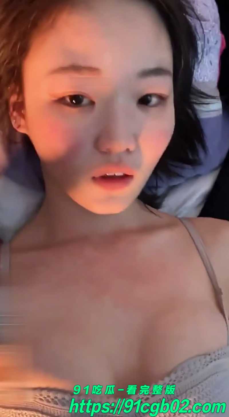 122 122