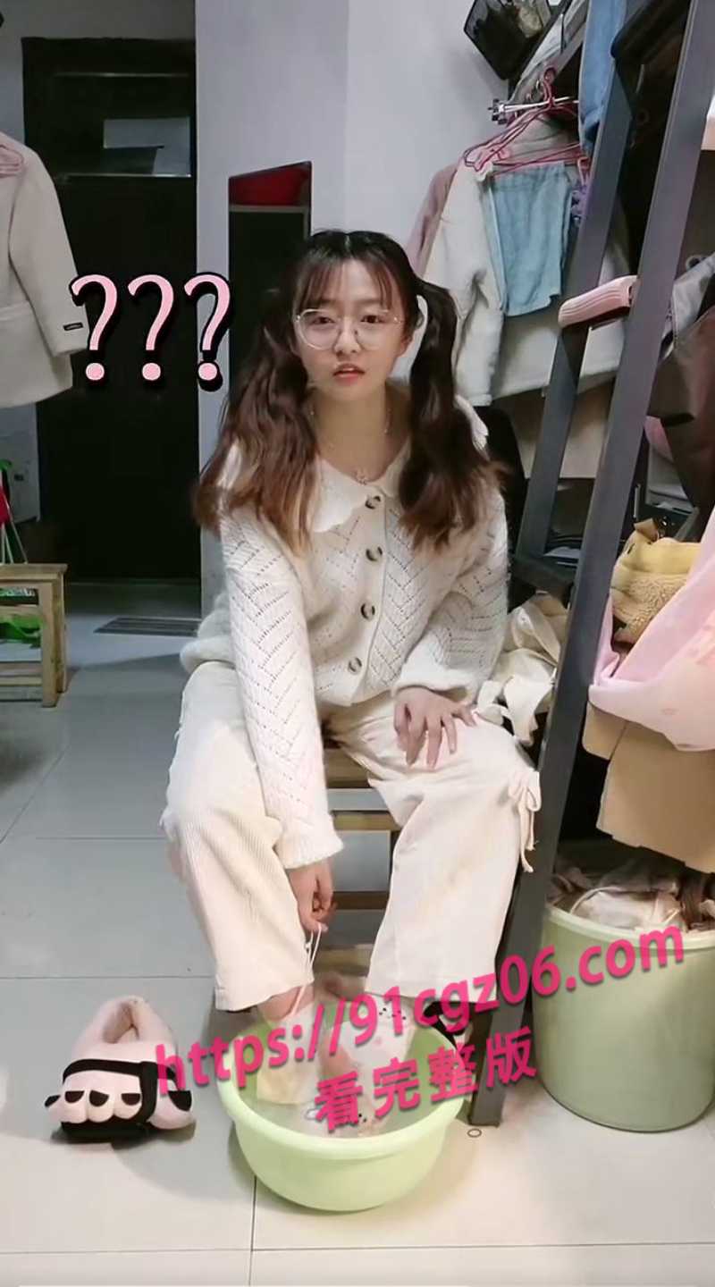 抖音网红赵小娜9素材水印版
