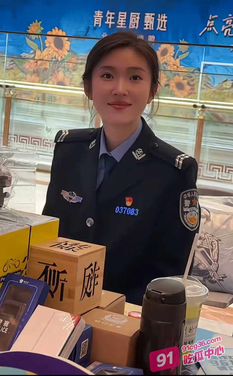 上海市最美警花长宁区女警 工作服务真诚又美又飒 远超张津瑜获网友赞誉