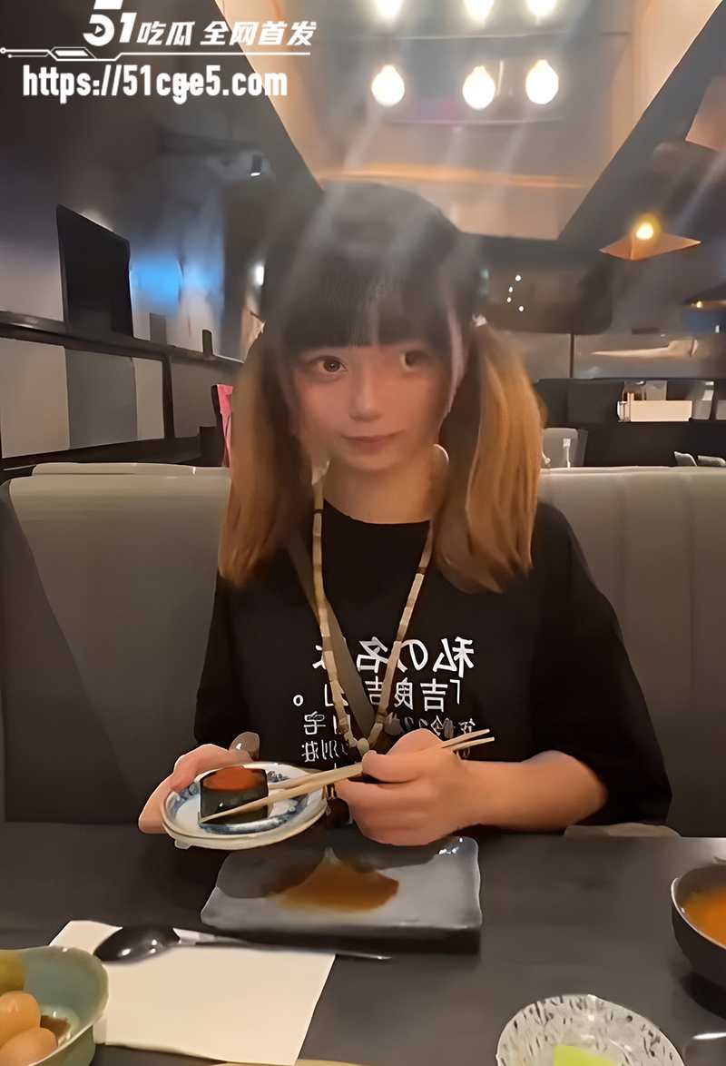 湖南极品萝莉赛博鸡无机酱不雅视频流出9拷贝 湖南极品萝莉赛博鸡无机酱不雅视频流出9拷贝