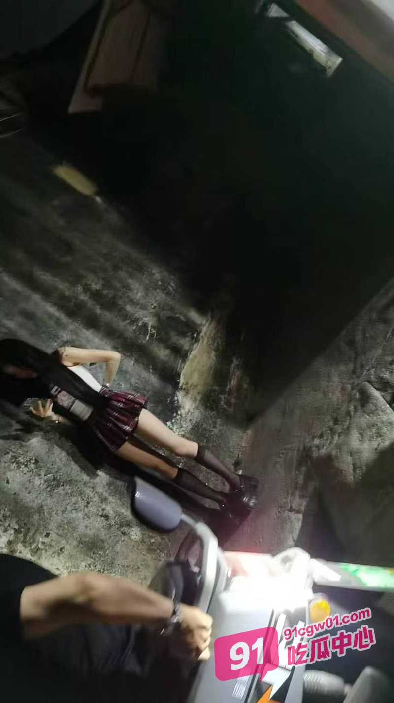 汕头记者暗访 站街女白天150晚上200 价格亲民 颜值身材性价比极高 配图4