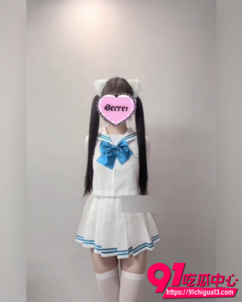 福利姬希尔薇裸舞视频 4