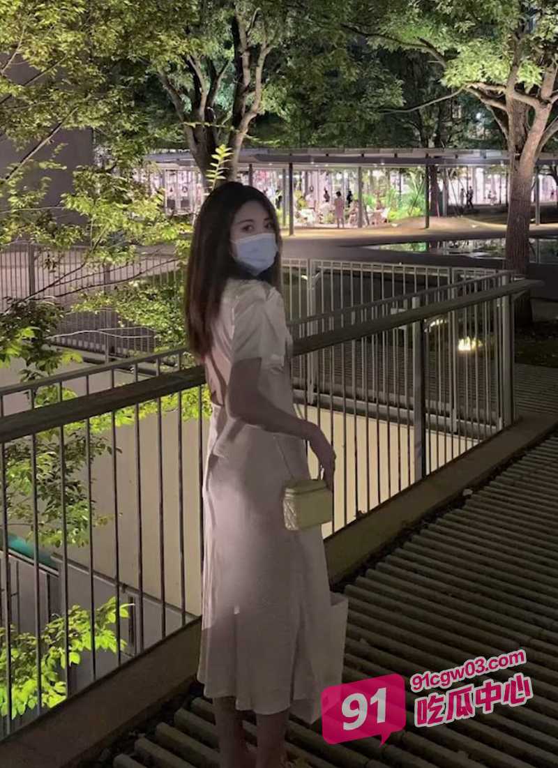 浙江小姐王宇欣 穷人女神富人母狗 大神豪宅圈养性奴母狗日常舔脚喝尿啪啪！
