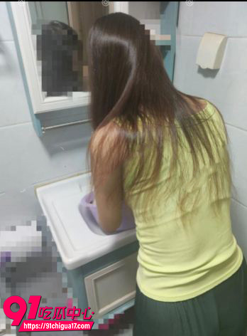 操嫂子操的正猛的时候1 操嫂子操的正猛的时候1
