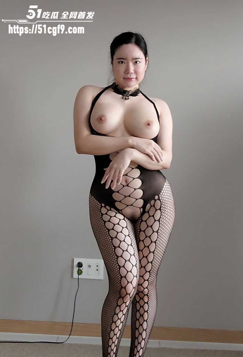 韩国极品巨乳肥臀网红Realassbunny自慰视频流出 5 拷贝 韩国极品巨乳肥臀网红Realassbunny自慰视频流出 5 拷贝