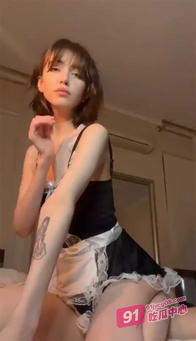onlyfans美女博主 yoursmalldoll 付费福利精选合集 完美身材简直就是撸管好片