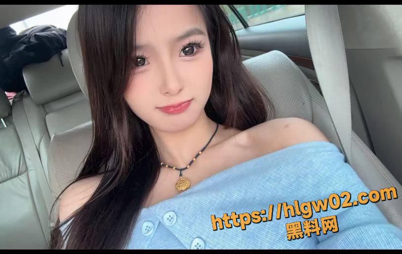 19岁湖南妹子 七七 初尝试男欢女爱 骚穴就被被干出白浆 露脸口交内射视频被曝光过流出！