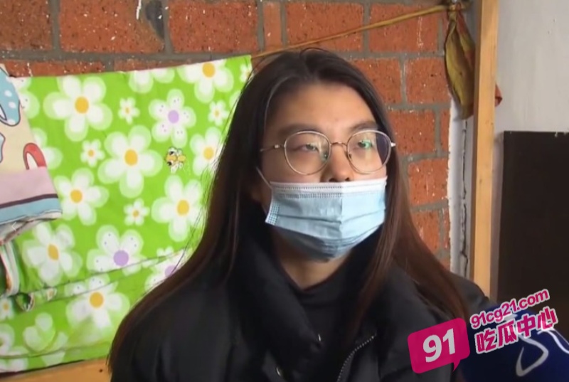 小仙女秦金山怀胎八月被抛弃 网友却大呼活该 没想到竟能这么作?