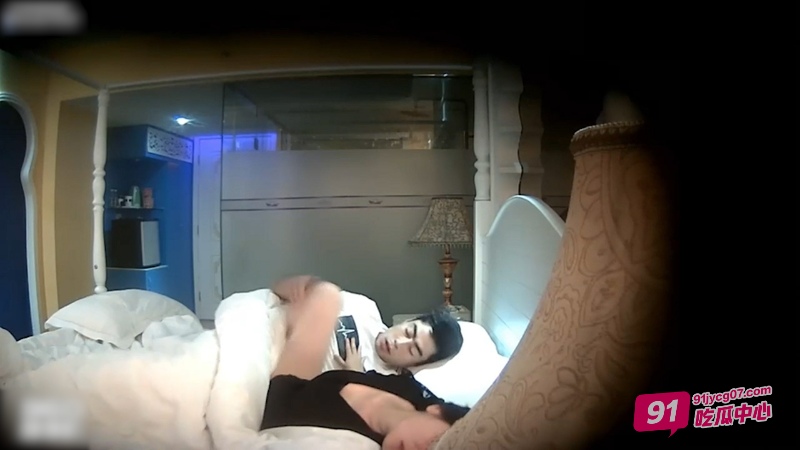 饥渴人妻勾搭鲜肉求欢 长沙王颖出轨视频被曝光！ 配图3