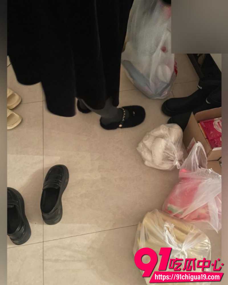 海角大神我的巨乳亲表姐 15