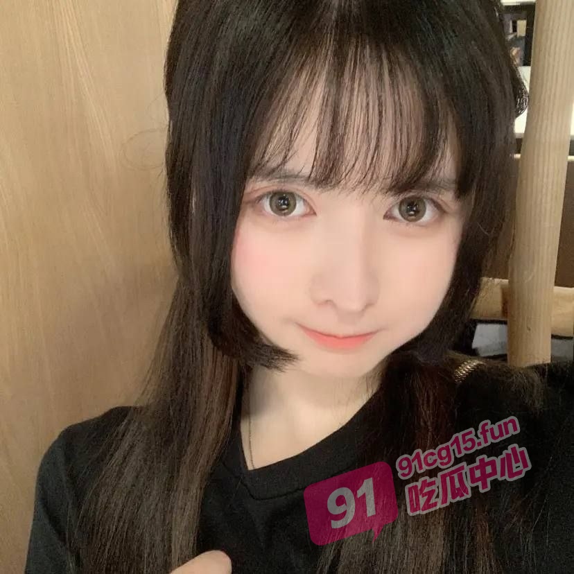 超颜值萝莉少女～cpsplay晚会结束后的小姐姐 被集中颜射口爆 太漂亮了！