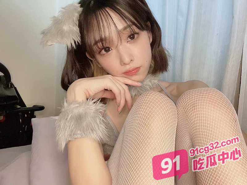 哈尔滨02年小母狗张含雪 仗着仙姿玉色身材每天和不同男人打炮！ 配图2