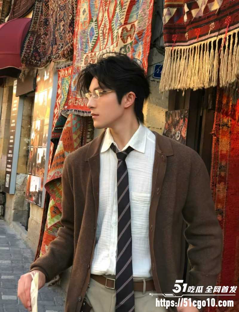 短剧演员杜奕柯恋爱期间出轨多人01 短剧演员杜奕柯恋爱期间出轨多人01