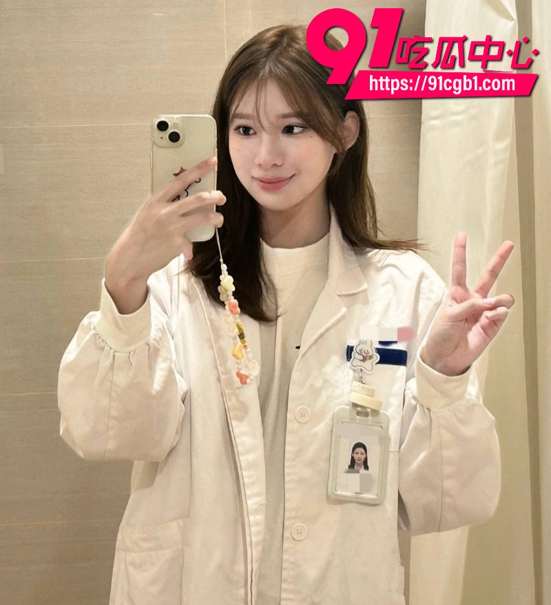 厦门大学附属中山医院医师许靖熠脚踏多条船被女友实名举报到工作单位39 厦门大学附属中山医院医师许靖熠脚踏多条船被女友实名举报到工作单位39