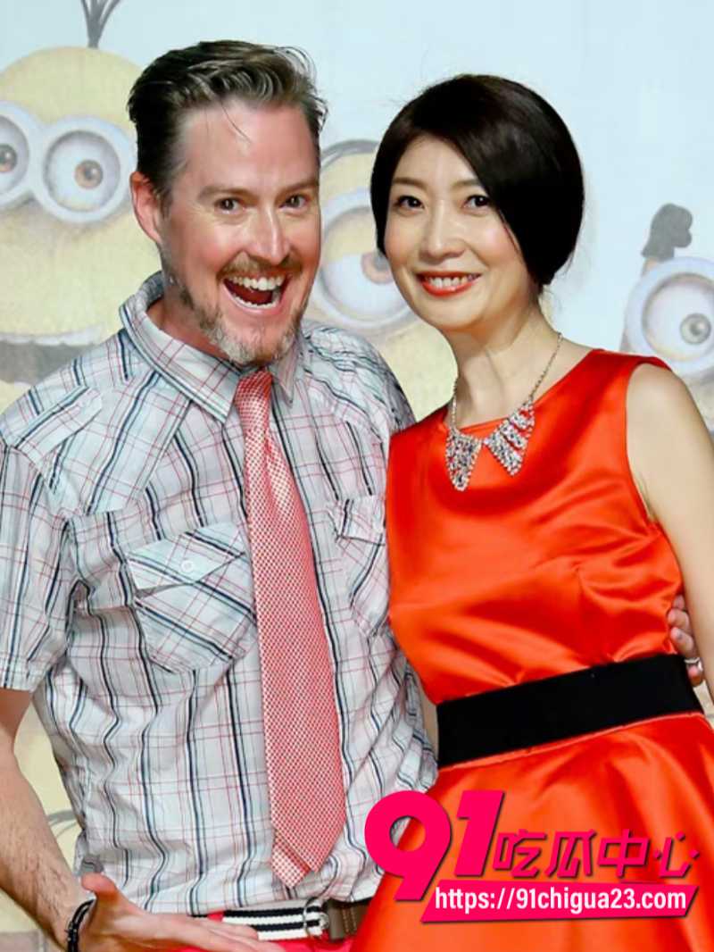 爸爸去哪儿加拿大籍男嘉宾夏克立人设崩塌被曝光家暴睡粉丝5