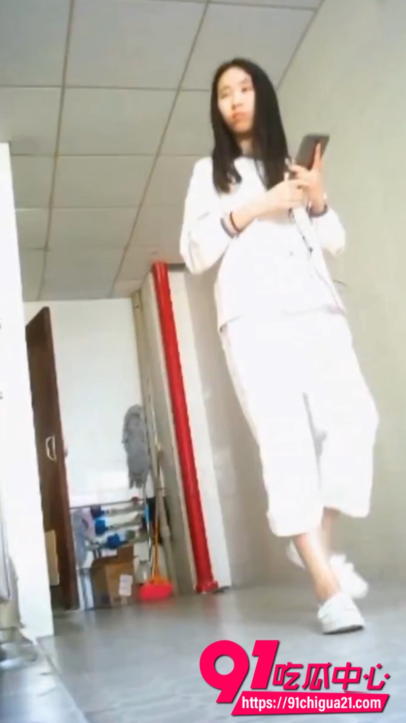 大神厕拍美女自1 大神厕拍美女自1