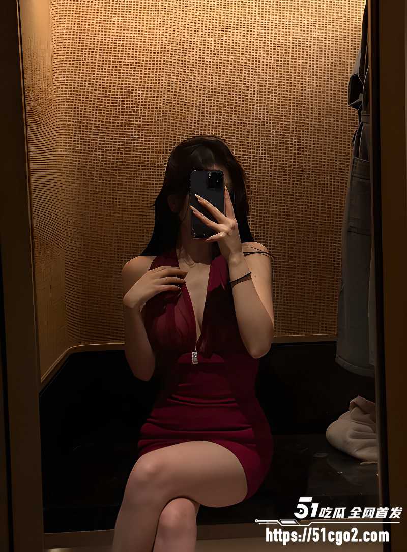 17度草泥马小只马 酒店约炮淫妻  2