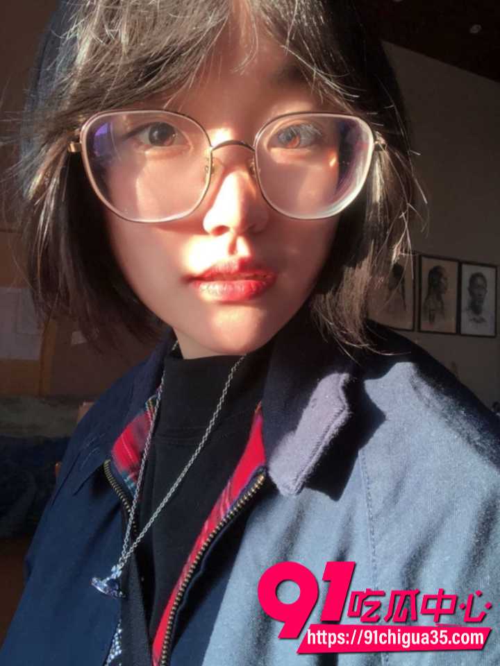 天津职业艺术学院徐艺自拍泄密1