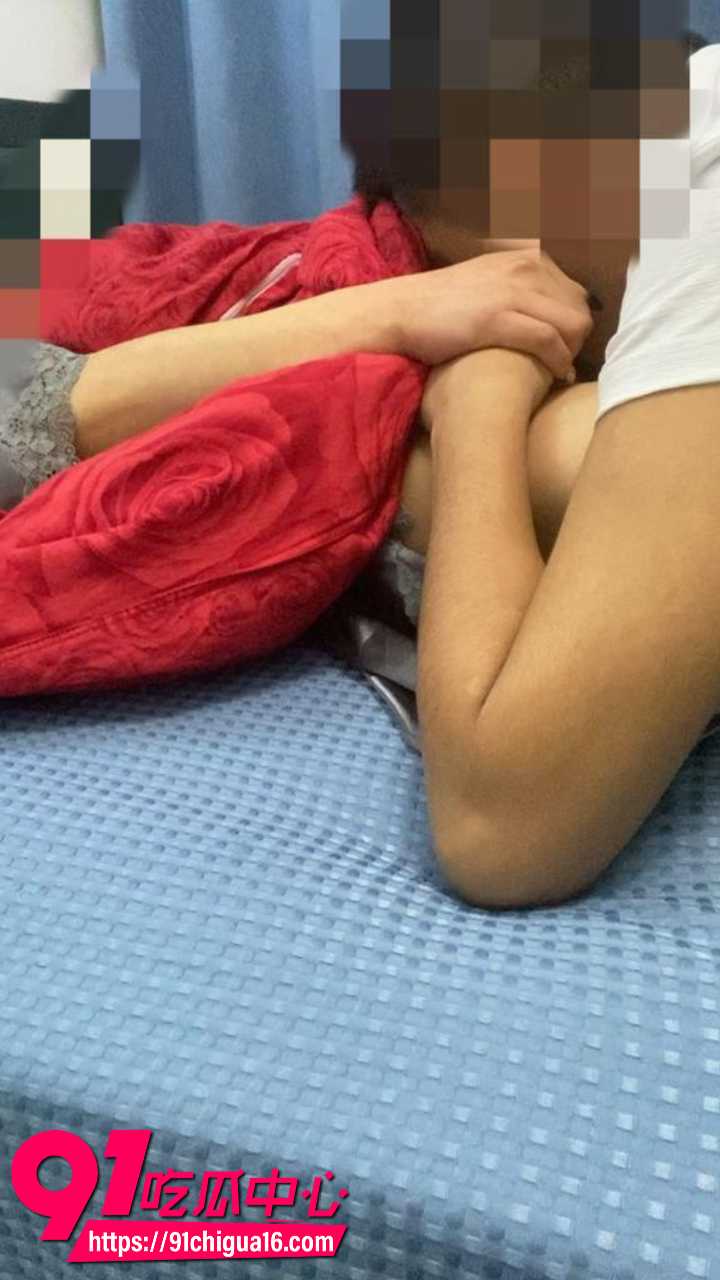 弟弟醉酒强上亲姐姐4 弟弟醉酒强上亲姐姐4