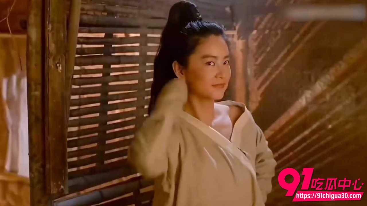 顶级反差武侠女神AI脱衣版 2