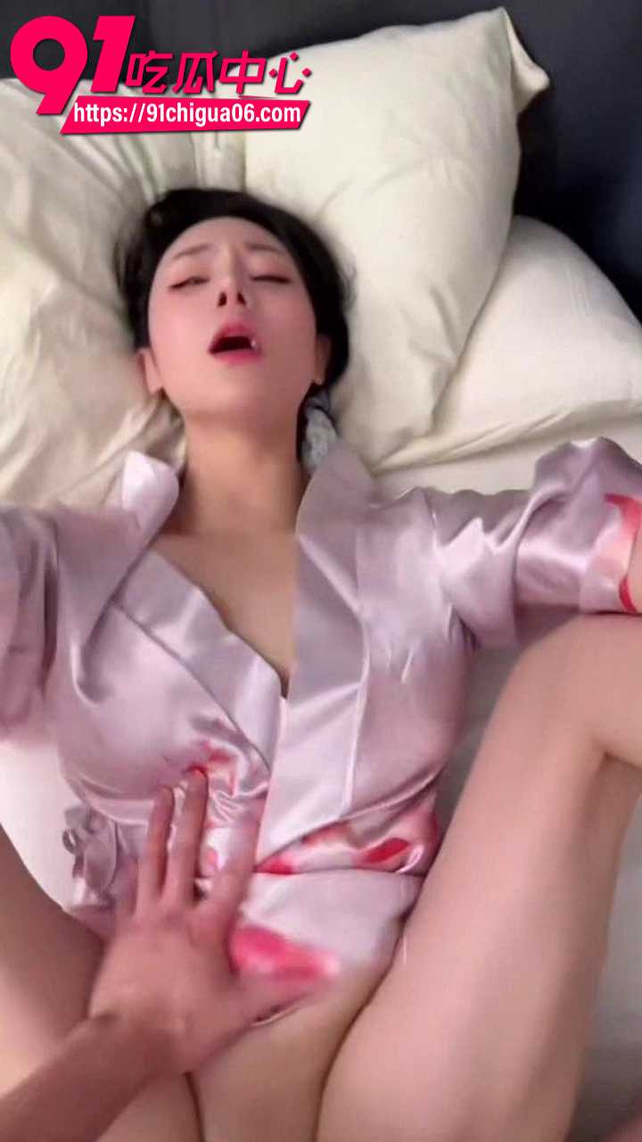 极品网黄汐梦瑶和服新作欲望狂燃8 极品网黄汐梦瑶和服新作欲望狂燃8