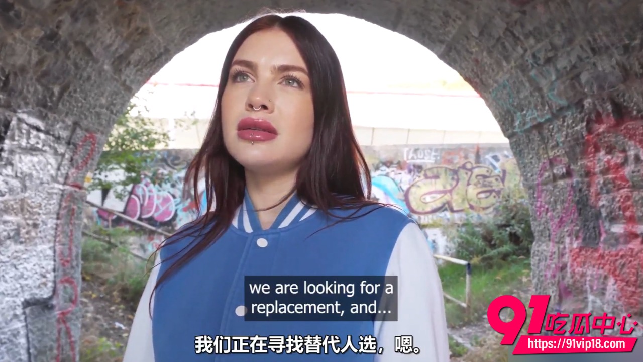 捷克街头搭讪黑发美女1 捷克街头搭讪黑发美女1